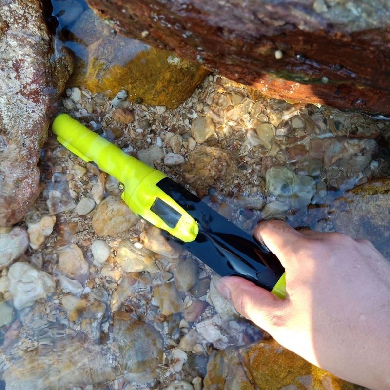 Waterproof Handheld Metal Detector with Lcd Display - Orange