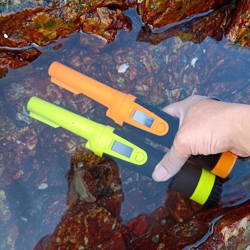 Waterproof Handheld Metal Detector with Lcd Display - Orange